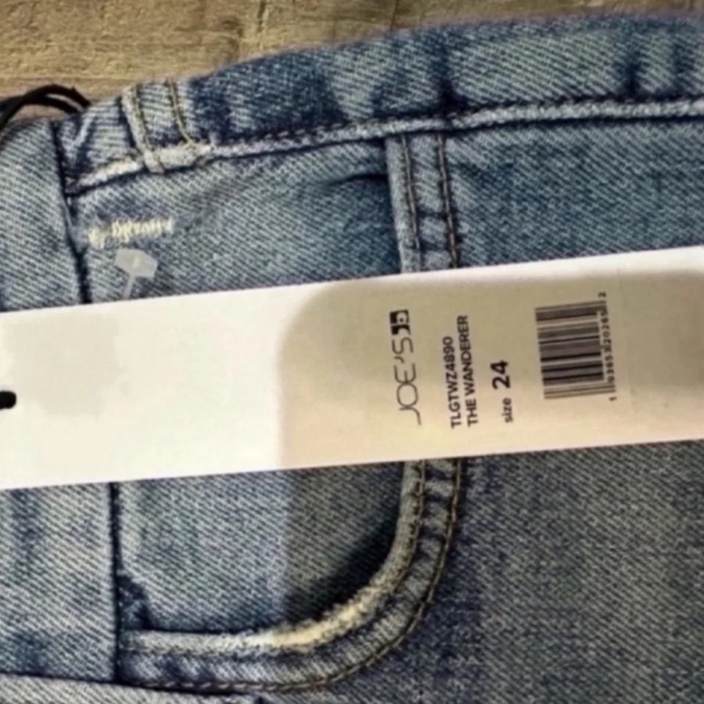 Joe's Jeans Light Blue Denim Shorts 24 - Picture 5 of 6